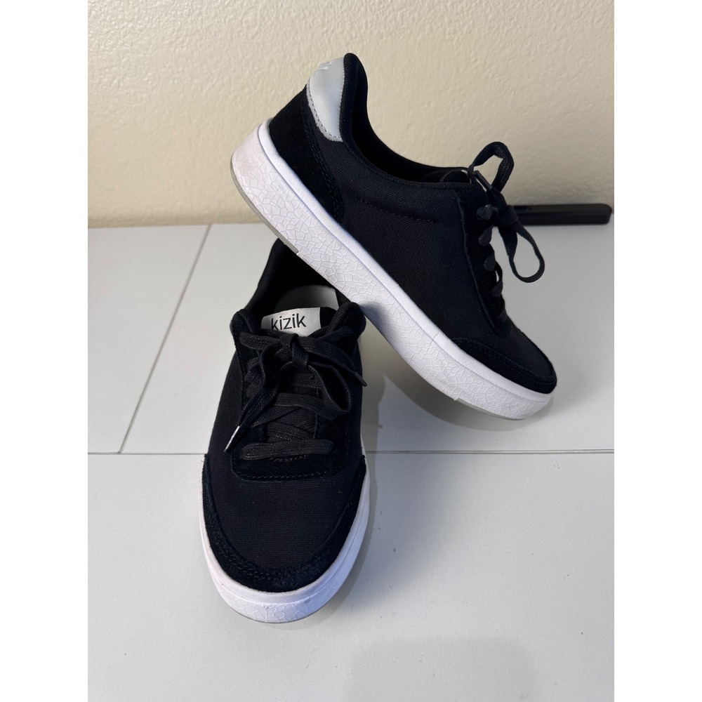 Kizik Prague Sneakers Women 6.5 Black Canvas Slip On Casual Travel Athletic Shoe
